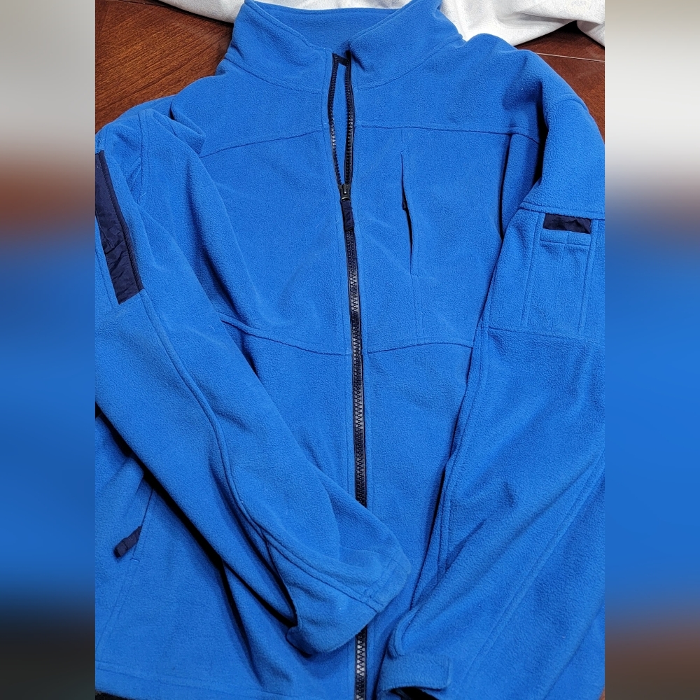 Duluth Trading Co Zip Up